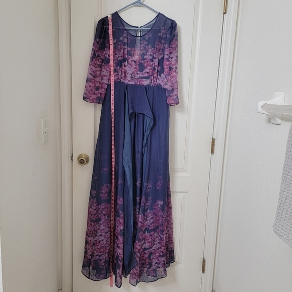 Luxe by Seraphine Size 6 Navy Blue & Pink Floral Silk Maternity Gown - Picture 5 of 16